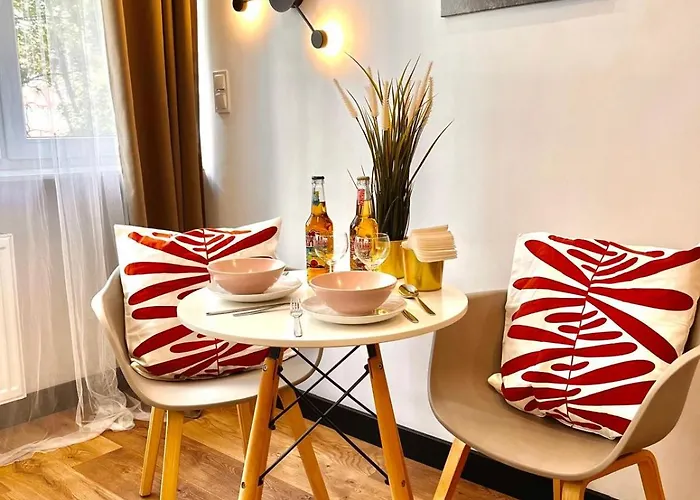 Super 1 Bed Room Condo In Warszawa Center
